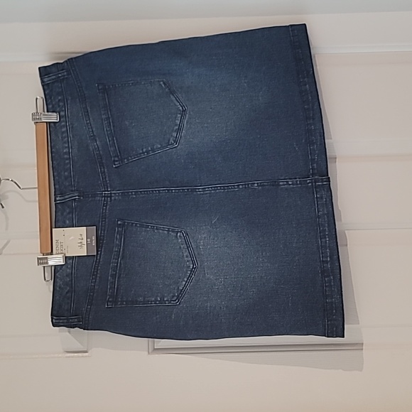 Button Down Denim Mini Skirt - NWT - Picture 2 of 4